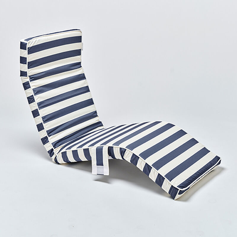 SUNNYLiFE The Lounger Chair image number 3